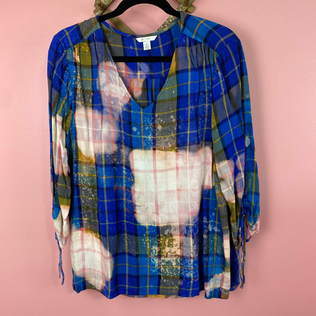 Hand Bleach Dyed Pullover Flannel
