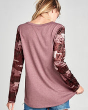 Load image into Gallery viewer, Jossalyn Velvet Sleeve Lace Up Graphic Top
